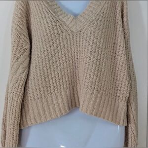 Beige sweater for teens/junior